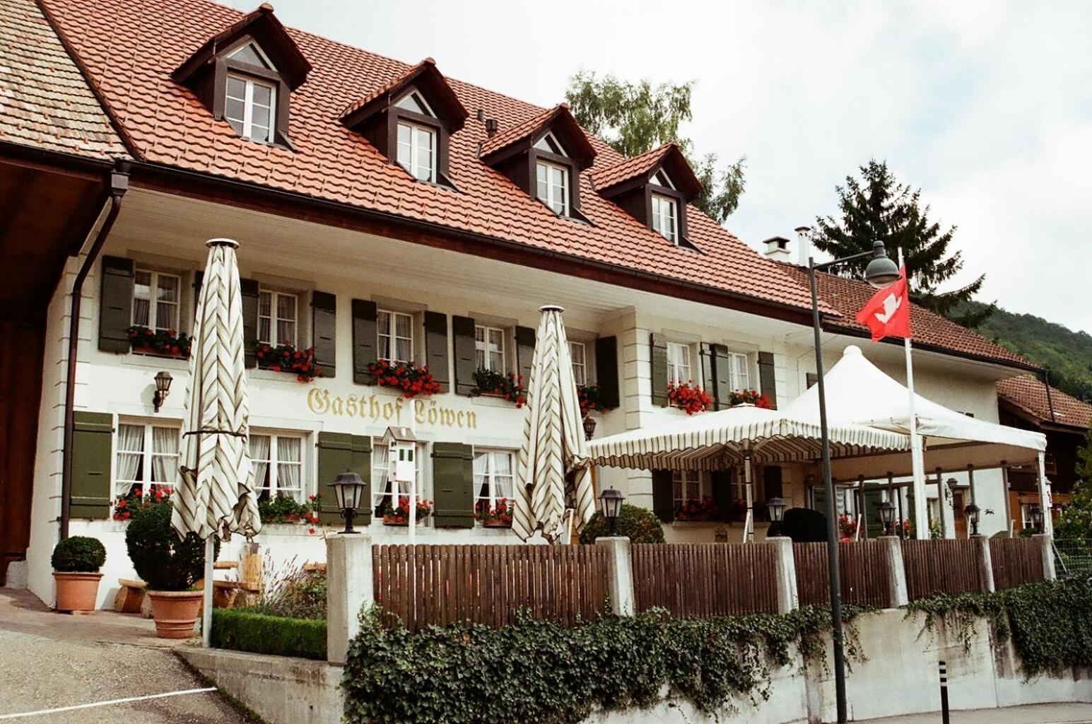 Gasthof Loewen Wisen Exterior photo